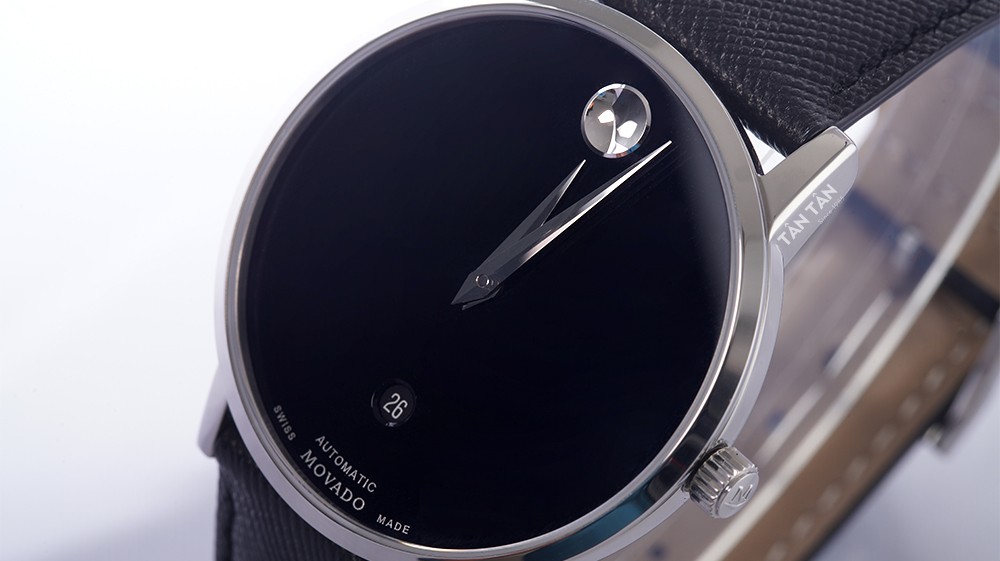 Đồng hồ Movado 0607473 - Movado 0607473 được trang bị chức năng lịch ngày ở góc 6h