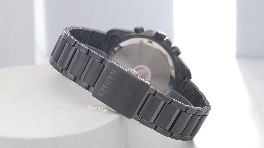 Đồng hồ Citizen BL5547-89X - Dây đeo 3 mắt mạ PVD màu đen cùng khóa gập thông dụng
