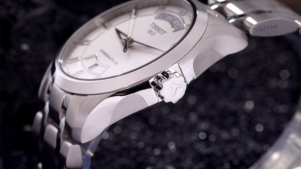 Đồng hồ Tissot T035.407.11.031.01 - Bộ vỏ thép không gỉ chắc chắn được đánh thớ mờ của Tissot T035.407.11.031.01 