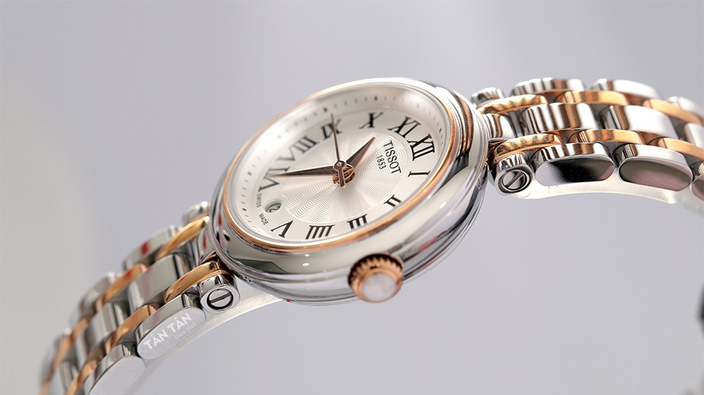 Đồng hồ Tissot T126.010.22.013.01 - Bộ vỏ thép không gỉ sáng bóng bo tròn mềm mại của Tissot T126.010.22.013.01
