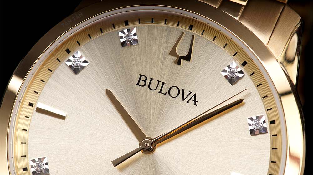 Đồng hồ Bulova 97D123 - Bộ kim hình kiếm và logo Bulova tại vị trí 12h nổi bật 