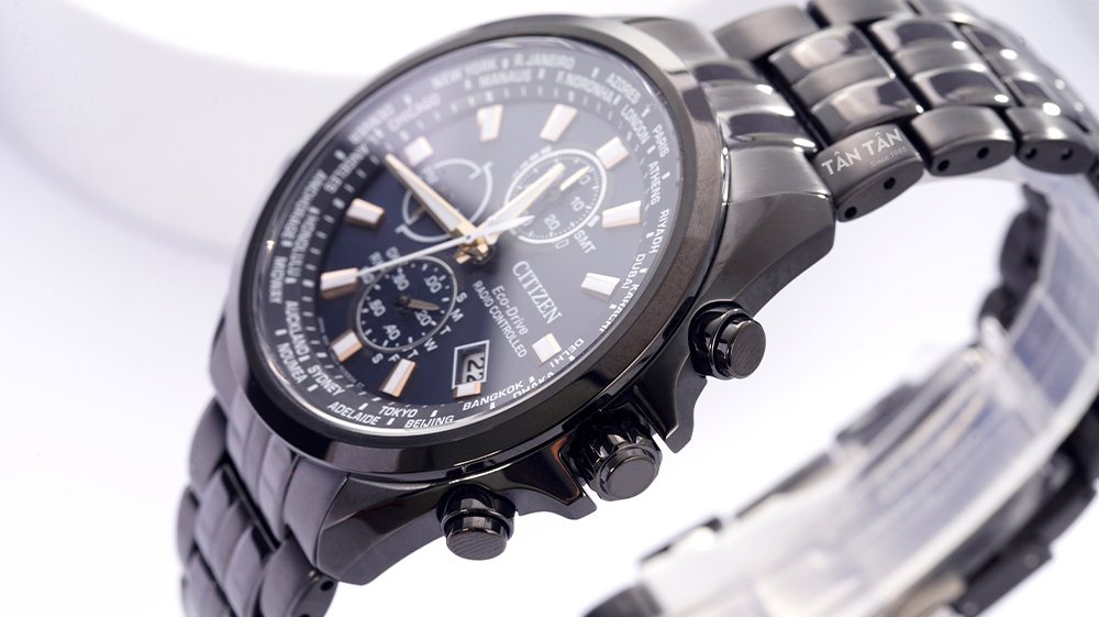 Đồng hồCitizen AT8205-83L - Citizen AT8205-83L trang bị 3 nút bấm thuận tiện