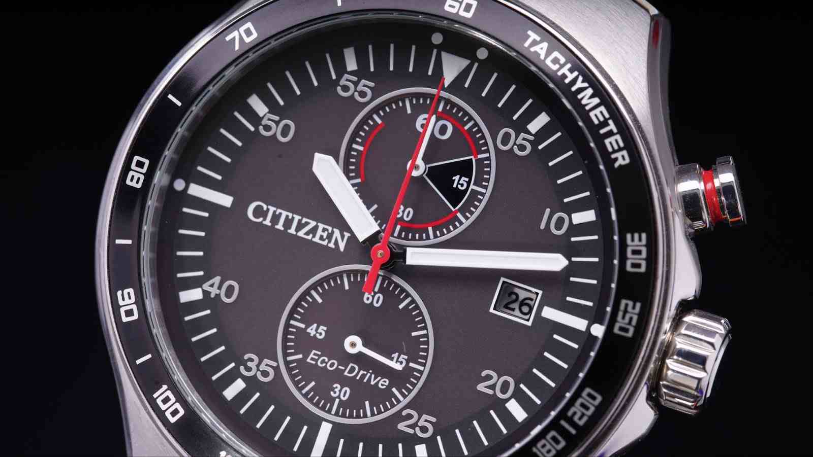 Đồng hồ Citizen CA7010-19E Mặt số multi-dial với chức năng Chronograph của Citizen CA7010-19E 