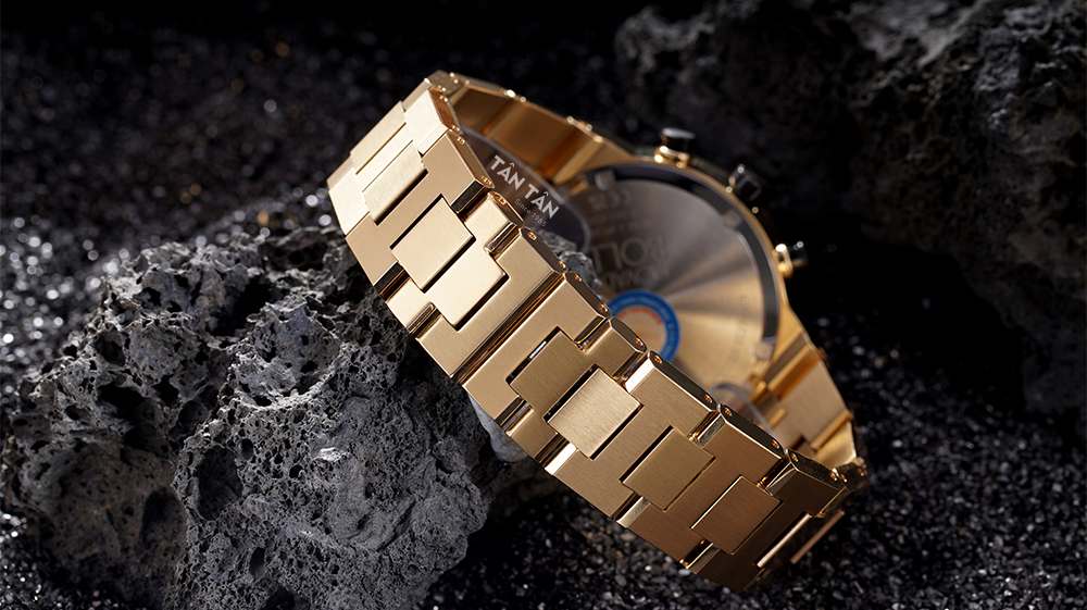 Đồng hồ Movado 3600731 - Dây đeo thép không gỉ mạ PVD vàng dạng H-link với khóa bướm mang tính thẩm mỹ cao