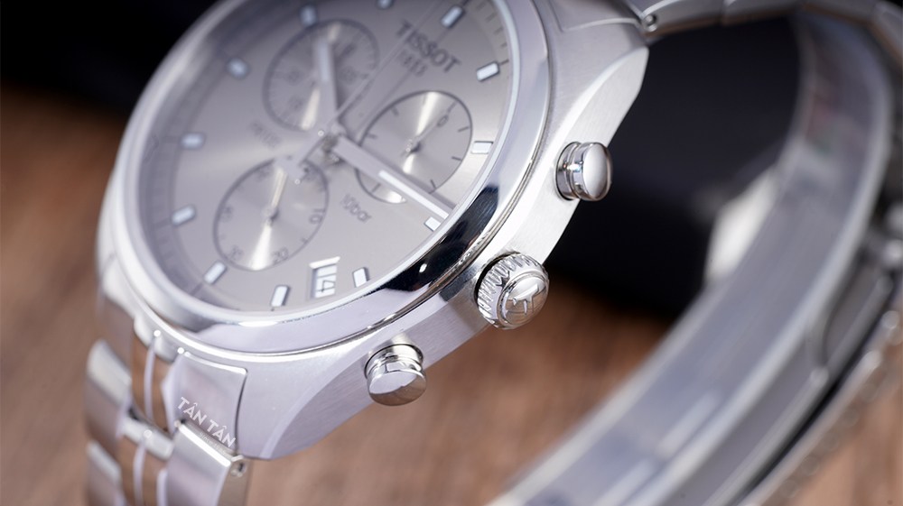 Đồng hồ Tissot T101.417.11.071.00 - Bộ vỏ thép không gỉ dày dặn được đánh xước phay sang trọng