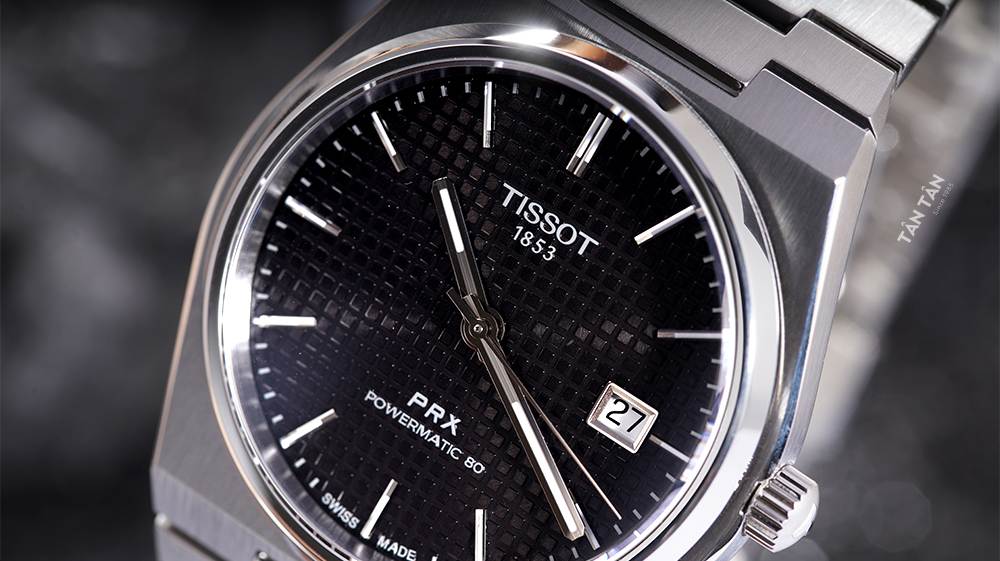 Đồng hồ Tissot T137.407.11.501.00 - Bộ kim và cọc số phủ dạ quang của Tissot T137.407.11.051.00 