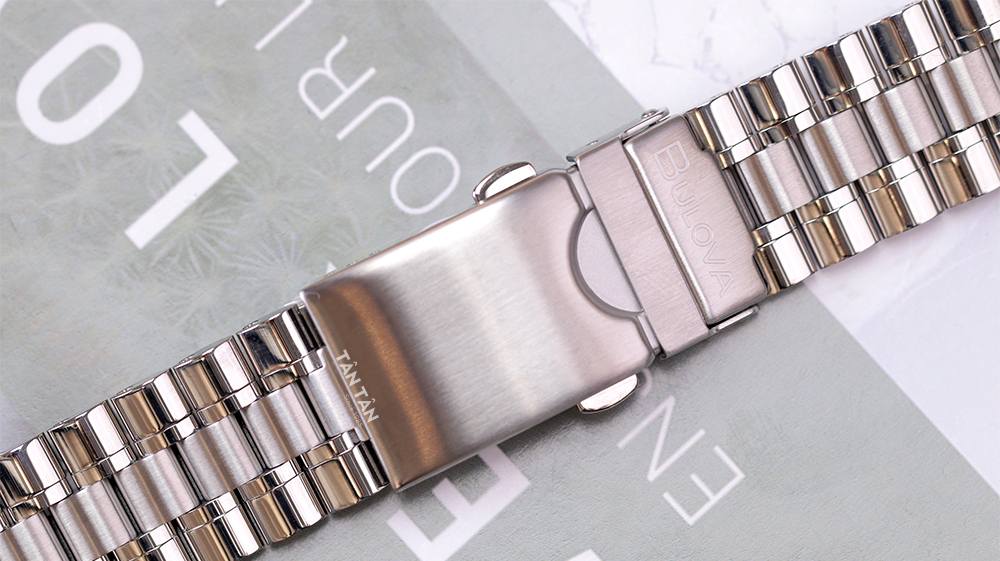 Đồng hồ Bulova  96B322- Dây đeo của đồng hồ Bulova 96B322