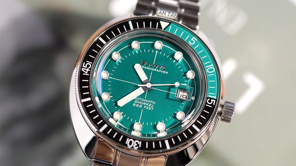 Đồng hồ Bulova  96B322- Mặt số màu xanh của đồng hồ Bulova 96B3222