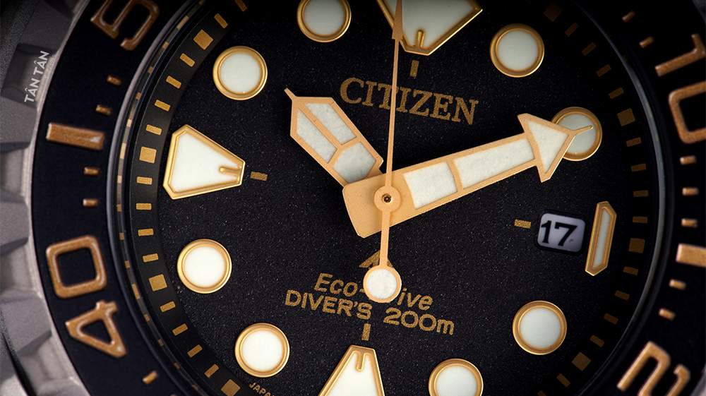 Đồng hồ Citizen BN0220-16E Mặt số nổi bật đầy cuốn hút của Citizen BN0220-16E