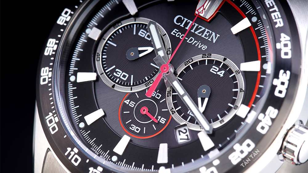 Đồng hồ Citizen CA4484-88E - Cận cảnh mặt số của Citizen CA4484-88E