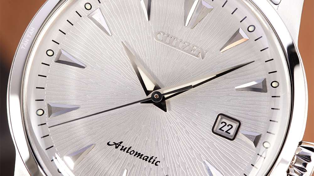 Đồng hồ Citizen Kuroshio ‘64 NK0001-84A - Ô lịch ngày viền kim loại nổi bật