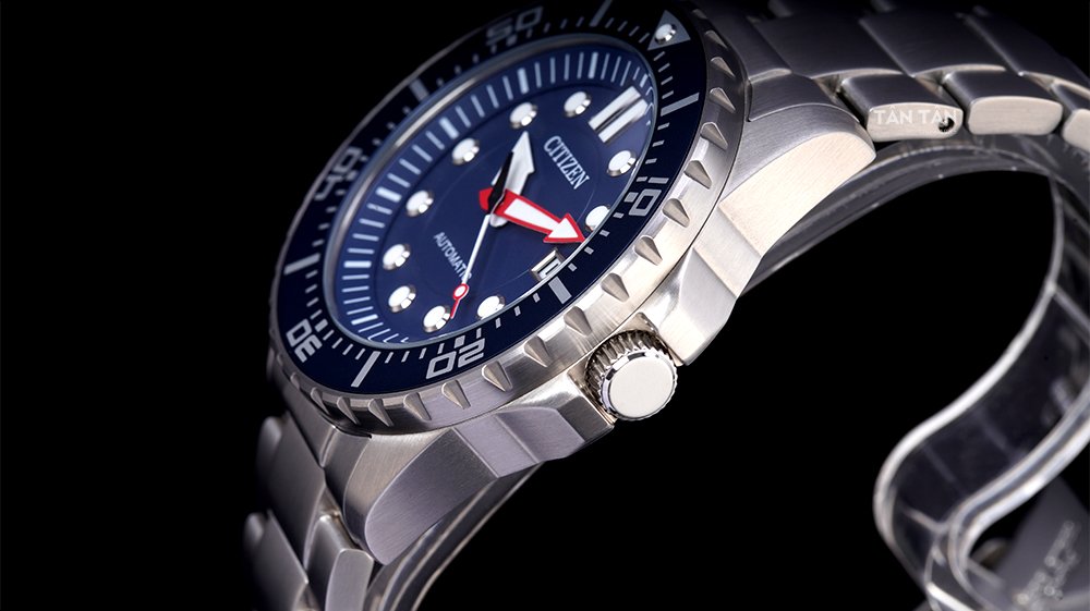 Đồng hồ Citizen NJ0121-89L - Niềng bezel chuyên lặn của Citizen NJ0121-89L