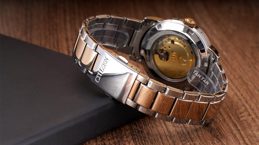 Đồng hồ Citizen NJ0136-81A - Dây đeo thép không gỉ phối demi vàng hồng đẹp mắt