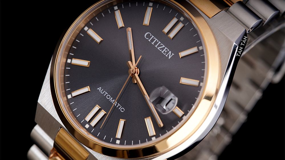 Đồng hồ Citizen NJ0154-80H -Kính Cyclop và mặt kính dạng vòm của đồng hồ Citizen NJ0154-80H