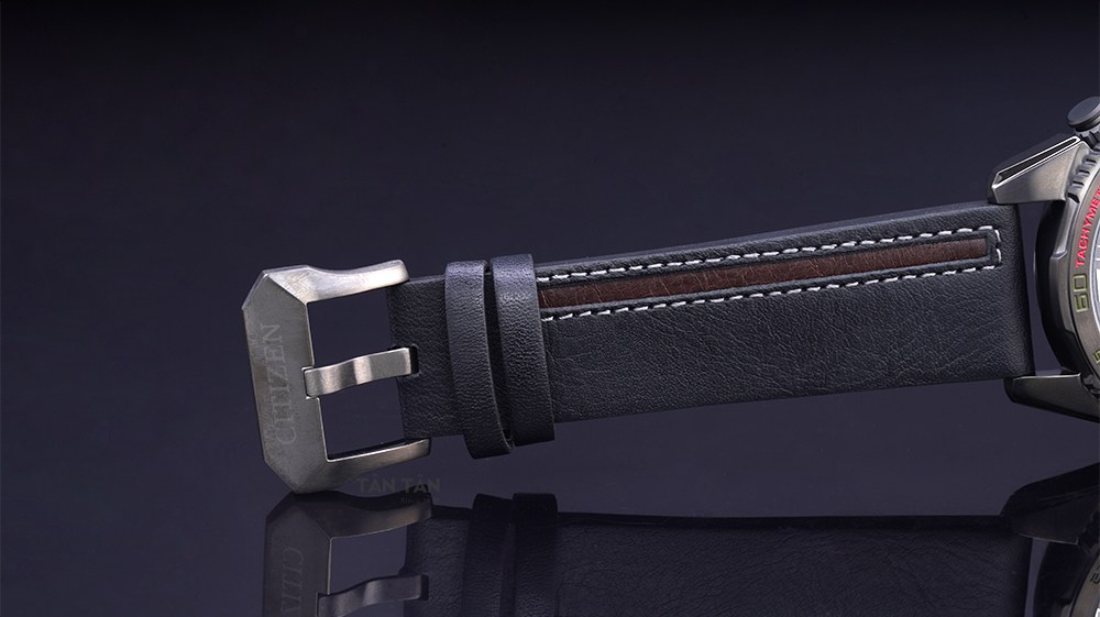 Đồng hồ Citizen CB5037-17X - Đồng hồ trang bị dây da màu màu đen với đường mai ở giữa nổi bật