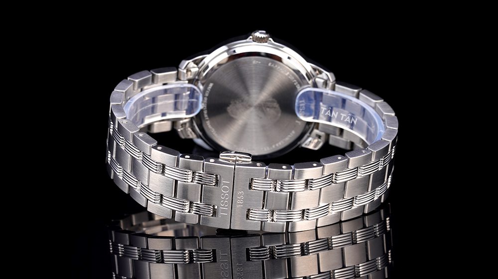 Đồng hồ Tissot T065.930.11.031.00 - Dây đeo thiết kế mới lạ cùng khóa cân bằng của Tissot T065.930.11.031.00