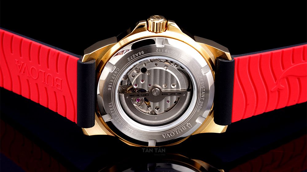Đồng hồ Bulova 98A272 - Bộ máy của đồng hồ Bulova Marine Star 98A272 chịu được 200m nước