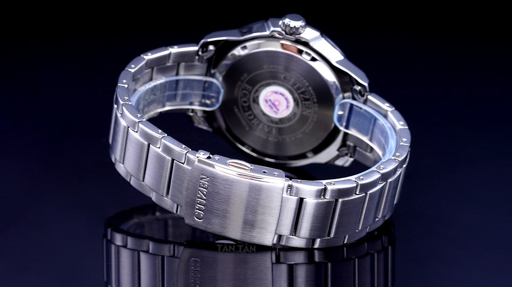 Đồng hồ Citizen CA4486-82L - Dây đeo của Citizen AW1527-86E