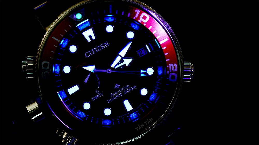 Đồng hồ Citizen BN2039-59E - Bộ kim và cọc số phủ dạ quang bắt mắt
