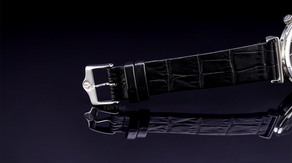 Đồng hồ Bulova 96A234 - Dây đen truyền thống dập vân cá sấu thời thượng