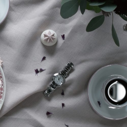 sử dụng đồng hồ bền lâu