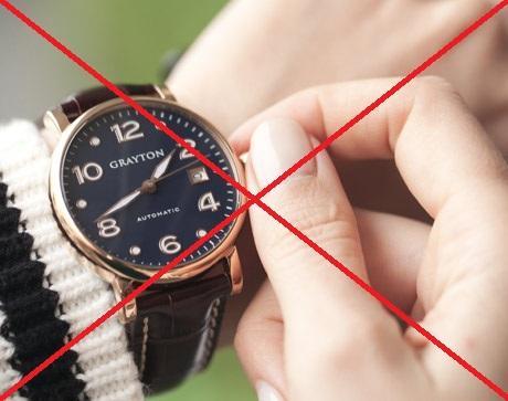 sử dụng đồng hồ bền lâu