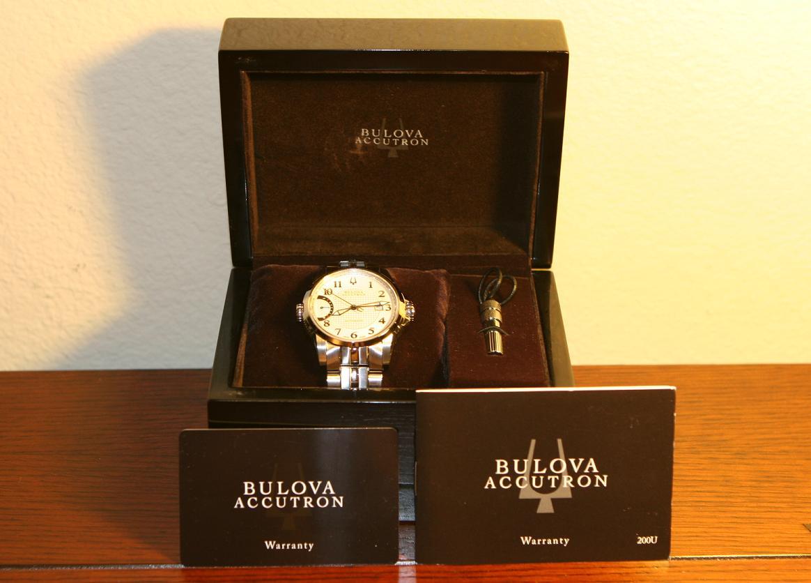 cách kiểm tra đồng hồ bulova chính hãng