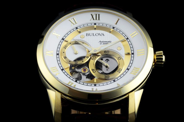 Jewels trong đồng hồ có chức năng gì